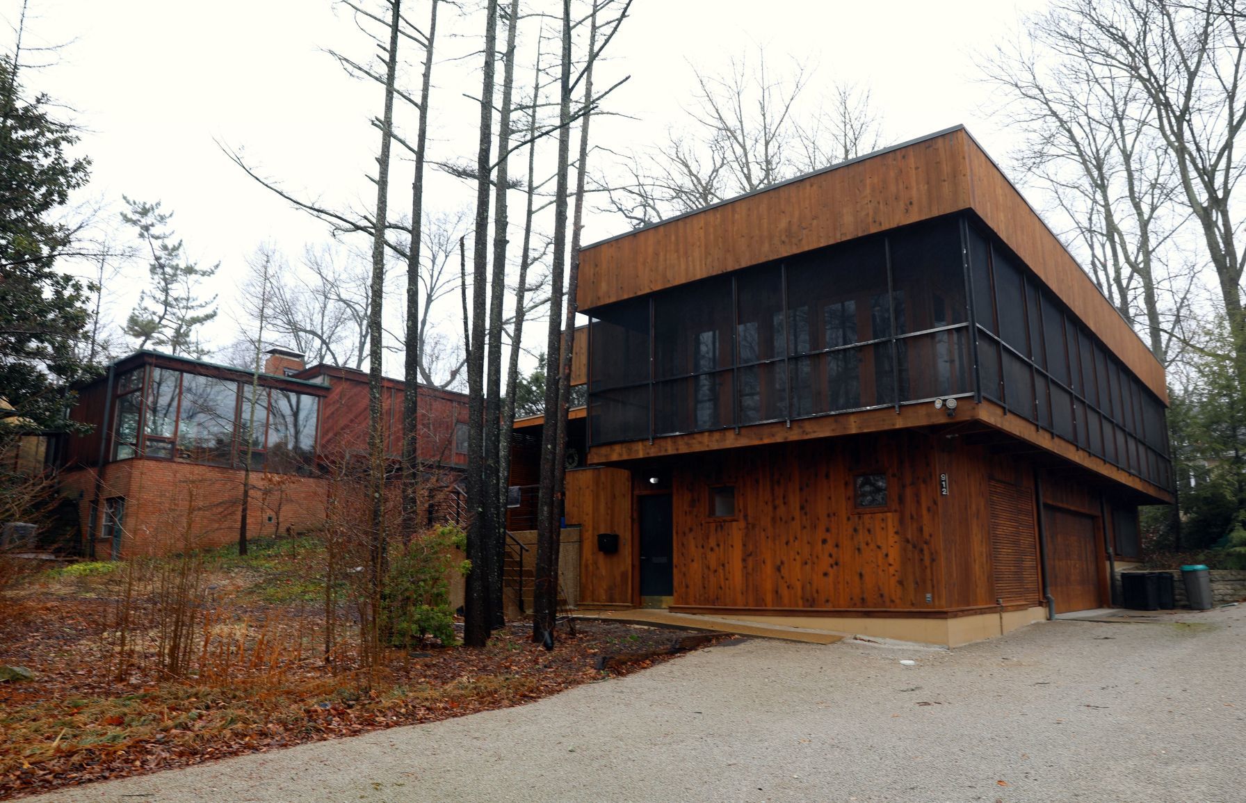 Oakland pioneer spurs trend of peculiar architecture